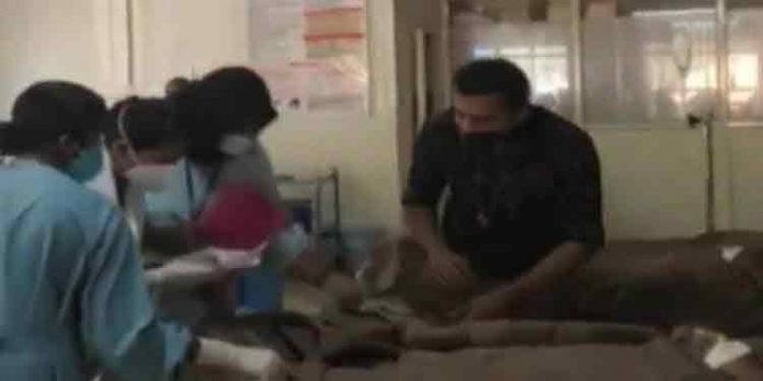 സുല്ത്താന് ബത്തേരിയില് ഭക്ഷ്യവിഷബാധ ; 11 നഴ്സിംഗ് വിദ്യാര്ത്ഥികള് ആശുപത്രിയില് സുല്ത്താന് ബത്തേരിയില് ഭക്ഷ്യവിഷബാധ ; 11 നഴ്സിംഗ് വിദ്യാര്ത്ഥികള് ആശുപത്രിയില്