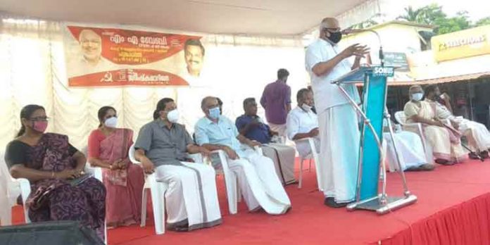 ഇന്ത്യയെ മതാധിഷ്ടിത രാജ്യമാക്കി മാറ്റാൻ ബി ജെ പി യും ആർ എസ് എസ്സും ശ്രമിക്കുന്നു ; എം എ ബേബി ഇന്ത്യയെ മതാധിഷ്ടിത രാജ്യമാക്കി മാറ്റാൻ ബി ജെ പി യും ആർ എസ് എസ്സും ശ്രമിക്കുന്നു ; എം എ ബേബി
