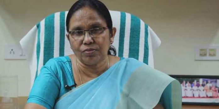 ദേഹാസ്വാസ്ഥ്യം : ആരോഗ്യമന്ത്രി കെ കെ ശൈലജയെ കോട്ടയം മെഡിക്കല് കോളേജ് ആശുപത്രിയില് പ്രവേശിപ്പിച്ചു ദേഹാസ്വാസ്ഥ്യം : ആരോഗ്യമന്ത്രി കെ കെ ശൈലജയെ കോട്ടയം മെഡിക്കല് കോളേജ് ആശുപത്രിയില് പ്രവേശിപ്പിച്ചു