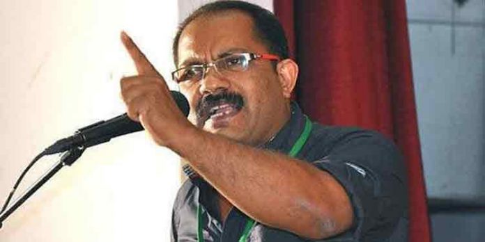 ഷാജിയെ തുടര്ച്ചയായി 5 മണിക്കൂർ ചോദ്യം ചെയ്ത് വിജിലൻസ് ; പണത്തിന്റെ മുഴുവൻ രേഖയും ഹാജരാക്കിയില്ല ഷാജിയെ തുടര്ച്ചയായി 5 മണിക്കൂർ ചോദ്യം ചെയ്ത് വിജിലൻസ് ; പണത്തിന്റെ മുഴുവൻ രേഖയും ഹാജരാക്കിയില്ല