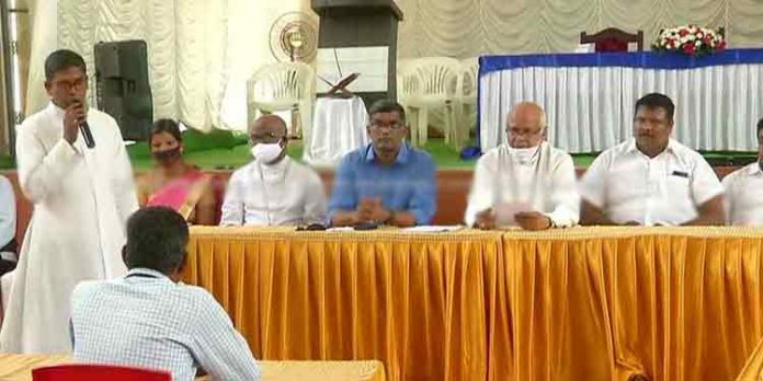 തെരഞ്ഞെടുപ്പില് ആഴക്കടല് മല്സ്യബന്ധന കരാര് പ്രതിഫലിക്കും : കടുപ്പിച്ച് ലത്തീന് സഭ തെരഞ്ഞെടുപ്പില് ആഴക്കടല് മല്സ്യബന്ധന കരാര് പ്രതിഫലിക്കും : കടുപ്പിച്ച് ലത്തീന് സഭ