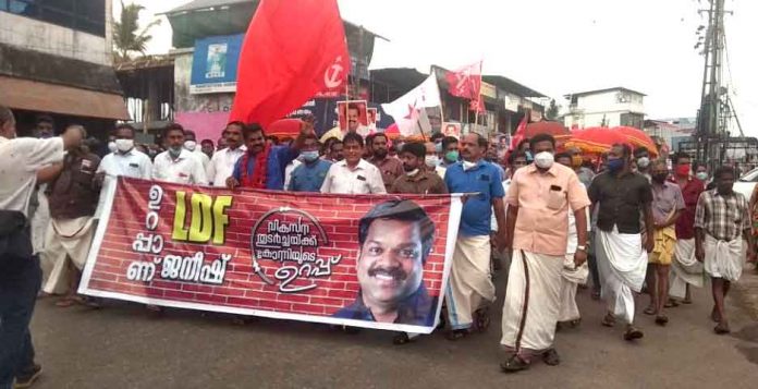 കോന്നിയില് ശക്തമായ ത്രികോണ മത്സരം ; ജെനീഷ് കുമാര് പ്രചരണം തുടങ്ങി – ബി.ജെ.പിക്കുവേണ്ടി കെ.സുരേന്ദ്രന് കളത്തിലിറങ്ങും കോന്നിയില് ശക്തമായ ത്രികോണ മത്സരം ; ജെനീഷ് കുമാര് പ്രചരണം തുടങ്ങി – ബി.ജെ.പിക്കുവേണ്ടി കെ.സുരേന്ദ്രന് കളത്തിലിറങ്ങും