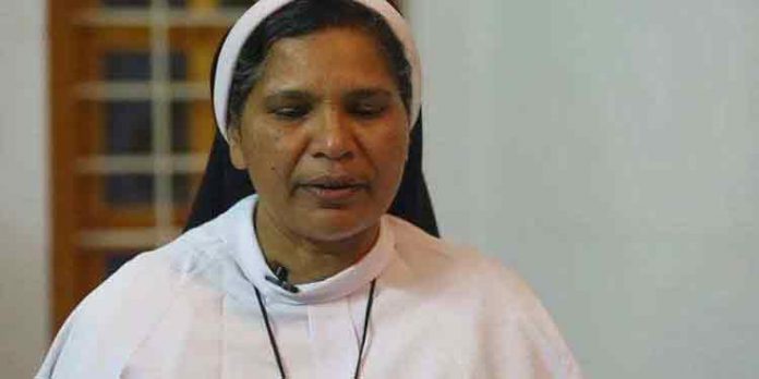 മരണാനന്തരം തന്റെ ശരീരം മെഡിക്കൽ കോളജ് വിദ്യാർത്ഥികൾക്ക് ; സമ്മതപത്രം നൽകി സിസ്റ്റർ ലൂസി കളപ്പുര മരണാനന്തരം തന്റെ ശരീരം മെഡിക്കൽ കോളജ് വിദ്യാർത്ഥികൾക്ക് ; സമ്മതപത്രം നൽകി സിസ്റ്റർ ലൂസി കളപ്പുര