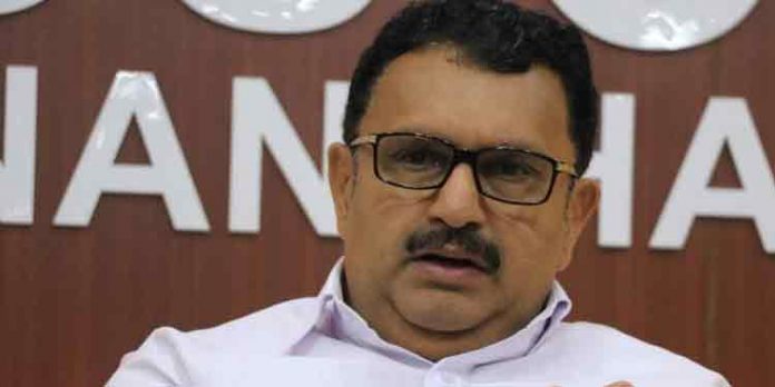തോൽവിക്ക് കാരണം പാർട്ടിക്ക് അടിത്തറ ഇല്ലാതായത് ; 24 ന് പ്രതിപക്ഷ നേതാവ് സഭയിൽ ഉണ്ടാകും – കെ.മുരളീധരൻ തോൽവിക്ക് കാരണം പാർട്ടിക്ക് അടിത്തറ ഇല്ലാതായത് ; 24 ന് പ്രതിപക്ഷ നേതാവ് സഭയിൽ ഉണ്ടാകും – കെ.മുരളീധരൻ