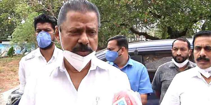 കുറ്റ്യാടി പ്രതിഷേധം തെറ്റ് ; തീരുമാനം പുനഃപരിശോധിക്കില്ല കുറ്റ്യാടി പ്രതിഷേധം തെറ്റ് ; തീരുമാനം പുനഃപരിശോധിക്കില്ല
