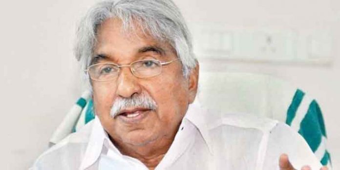 സോളാര് പീഡന കേസില് മുന് മുഖ്യമന്ത്രി ഉമ്മന്ചാണ്ടിക്കെതിരെ തെളിവില്ലെന്ന് ക്രൈംബ്രാഞ്ച് സോളാര് പീഡന കേസില് മുന് മുഖ്യമന്ത്രി ഉമ്മന്ചാണ്ടിക്കെതിരെ തെളിവില്ലെന്ന് ക്രൈംബ്രാഞ്ച്