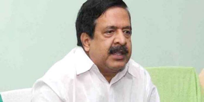 എല്ലാവരെയും സ്ഥാനാര്ത്ഥിയാക്കാന് കഴിയില്ല ; ലതിക സുഭാഷിനെ വിമര്ശിച്ച് രമേശ് ചെന്നിത്തല എല്ലാവരെയും സ്ഥാനാര്ത്ഥിയാക്കാന് കഴിയില്ല ; ലതിക സുഭാഷിനെ വിമര്ശിച്ച് രമേശ് ചെന്നിത്തല
