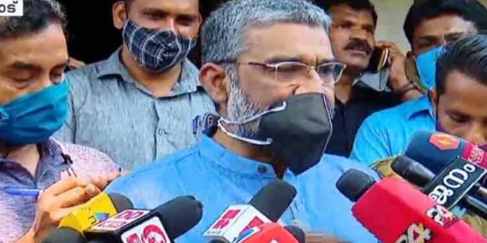 പാർട്ടി പറഞ്ഞാൽ മത്സരിക്കാൻ തയ്യാർ : സംവിധായകൻ രഞ്ജിത്ത് പാർട്ടി പറഞ്ഞാൽ മത്സരിക്കാൻ തയ്യാർ : സംവിധായകൻ രഞ്ജിത്ത്