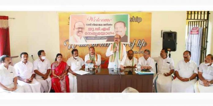 നാട്ടുകാരന് ഒരു വോട്ട് എന്നത് റാന്നിയിലെ ജനങ്ങള് ഏറ്റെടുത്തു, റാന്നിയില് റിങ്കു ചെറിയാന് വന് ഭൂരിപക്ഷത്തില് വിജയിക്കും ; താരിക്ക് അൻവർ നാട്ടുകാരന് ഒരു വോട്ട് എന്നത് റാന്നിയിലെ ജനങ്ങള് ഏറ്റെടുത്തു, റാന്നിയില് റിങ്കു ചെറിയാന് വന് ഭൂരിപക്ഷത്തില് വിജയിക്കും ; താരിക്ക് അൻവർ