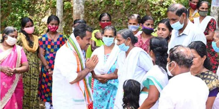 പിൻവാതിൽ സർക്കാരിനെ ജനങ്ങൾ മുൻവാതിലടച്ച് പുറത്താക്കും ; മാത്യു കുളത്തുങ്കൽ പിൻവാതിൽ സർക്കാരിനെ ജനങ്ങൾ മുൻവാതിലടച്ച് പുറത്താക്കും ; മാത്യു കുളത്തുങ്കൽ