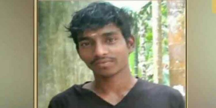 മലപ്പുറത്ത് സിവില് പോലീസ് ഓഫീസറെ തൂങ്ങിമരിച്ച നിലയില് കണ്ടെത്തി മലപ്പുറത്ത് സിവില് പോലീസ് ഓഫീസറെ തൂങ്ങിമരിച്ച നിലയില് കണ്ടെത്തി