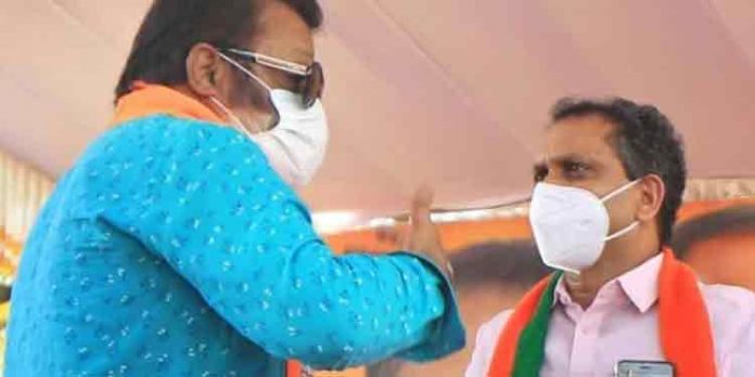 സിനിമാ തിരക്ക് ; സുരേഷ് ഗോപി മത്സരിച്ചേക്കില്ല സിനിമാ തിരക്ക് ; സുരേഷ് ഗോപി മത്സരിച്ചേക്കില്ല