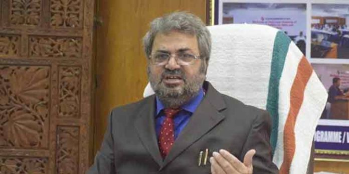 ഇരട്ടവോട്ട് വിഷയത്തില് പരിശോധന തുടരുമെന്ന് ടിക്കാറാം മീണ ഇരട്ടവോട്ട് വിഷയത്തില് പരിശോധന തുടരുമെന്ന് ടിക്കാറാം മീണ