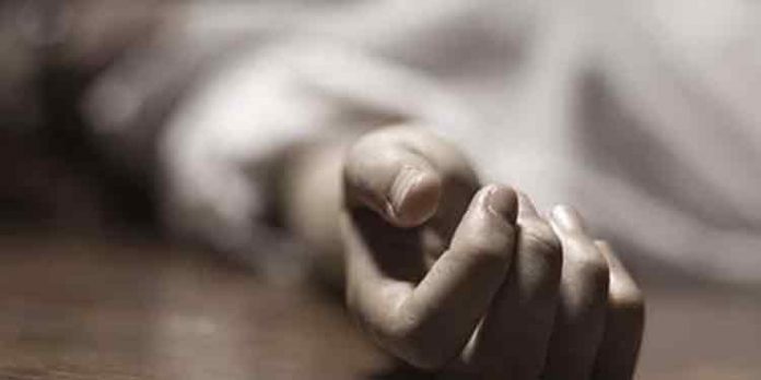 ബസ് യാത്രക്കിടെ ഛര്ദ്ദിക്കാന് തല വെളിയിലിട്ടു ; പതിമൂന്നുകാരിക്ക് ദാരുണാന്ത്യം ബസ് യാത്രക്കിടെ ഛര്ദ്ദിക്കാന് തല വെളിയിലിട്ടു ; പതിമൂന്നുകാരിക്ക് ദാരുണാന്ത്യം
