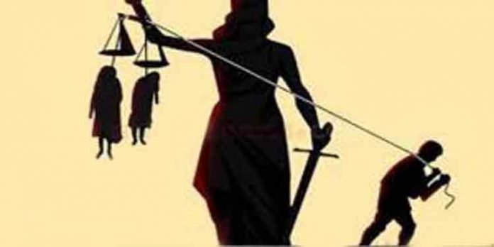 വാളയാറിലെ പെണ്കുട്ടികളുടെ മാതാവ് നടത്തുന്ന നീതി യാത്രയ്ക്ക് ഇന്ന് തുടക്കം വാളയാറിലെ പെണ്കുട്ടികളുടെ മാതാവ് നടത്തുന്ന നീതി യാത്രയ്ക്ക് ഇന്ന് തുടക്കം