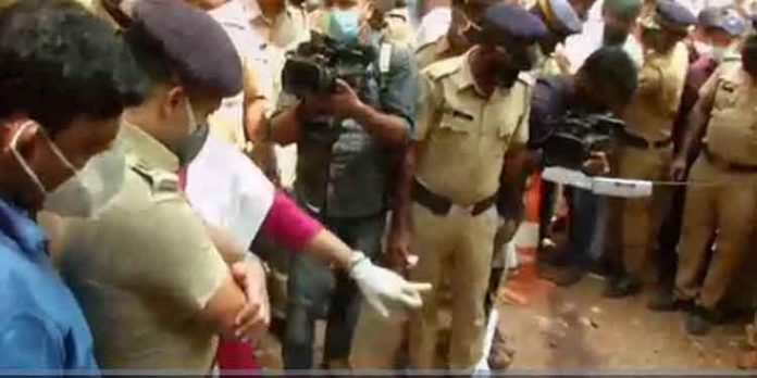 മന്സൂറിന്റെ കൊലപാതകം രാഷ്ട്രീയ വൈരാഗ്യം : സിറ്റി പോലീസ് കമ്മീഷണര് മന്സൂറിന്റെ കൊലപാതകം രാഷ്ട്രീയ വൈരാഗ്യം : സിറ്റി പോലീസ് കമ്മീഷണര്