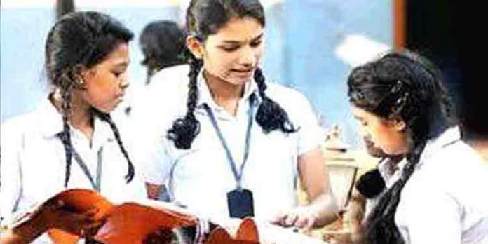 ഹയര് സെക്കന്ഡറി പ്രാക്ടിക്കല് പരീക്ഷകള് മാറ്റണം ; മനുഷ്യാവകാശ കമ്മീഷന് വിശദീകരണം തേടി ഹയര് സെക്കന്ഡറി പ്രാക്ടിക്കല് പരീക്ഷകള് മാറ്റണം ; മനുഷ്യാവകാശ കമ്മീഷന് വിശദീകരണം തേടി
