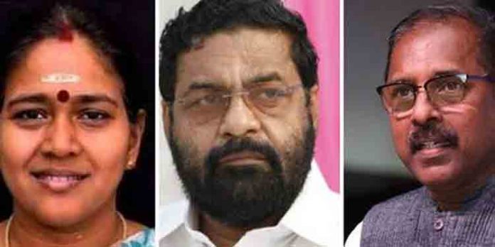 കഴക്കൂട്ടം മണ്ഡലത്തില് കേടായ വോട്ടിംഗ് യന്ത്രം സൂക്ഷിച്ചിരിക്കുന്ന സ്ട്രോംഗ് റൂം തുറക്കാനുള്ള ശ്രമം കഴക്കൂട്ടം മണ്ഡലത്തില് കേടായ വോട്ടിംഗ് യന്ത്രം സൂക്ഷിച്ചിരിക്കുന്ന സ്ട്രോംഗ് റൂം തുറക്കാനുള്ള ശ്രമം