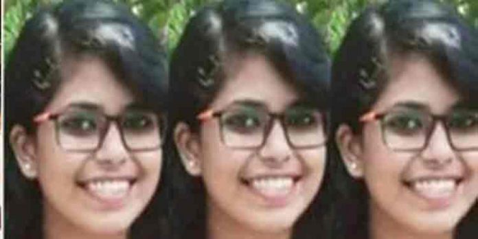 കോവിഡ് വ്യാപനത്തെ തുടര്ന്ന് ജോലി നഷ്ടമായി ; യുവതി കായലില് ചാടി ആത്മഹത്യ ചെയ്തു കോവിഡ് വ്യാപനത്തെ തുടര്ന്ന് ജോലി നഷ്ടമായി ; യുവതി കായലില് ചാടി ആത്മഹത്യ ചെയ്തു