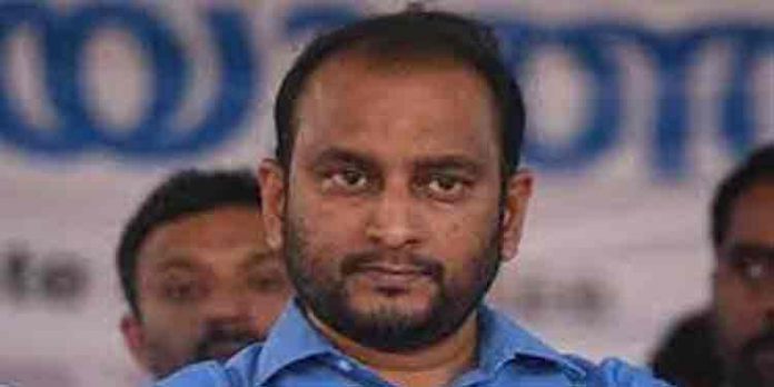 രാജിയിലും വെള്ളം ചേര്ത്ത് ജലീല് ; വിജിലന്സ് അന്വേഷണത്തിന് മുഖ്യമന്ത്രി തയ്യാറാണോ ? : പികെ ഫിറോസ് രാജിയിലും വെള്ളം ചേര്ത്ത് ജലീല് ; വിജിലന്സ് അന്വേഷണത്തിന് മുഖ്യമന്ത്രി തയ്യാറാണോ ? : പികെ ഫിറോസ്