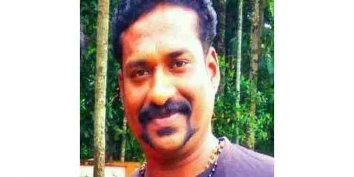 കുടുംബ വഴക്കിനെത്തുടര്ന്ന് ഭാര്യയെ വെട്ടി പരിക്കേല്പ്പിച്ച ശേഷം ഭര്ത്താവ് ആത്മഹത്യ ചെയ്തു കുടുംബ വഴക്കിനെത്തുടര്ന്ന് ഭാര്യയെ വെട്ടി പരിക്കേല്പ്പിച്ച ശേഷം ഭര്ത്താവ് ആത്മഹത്യ ചെയ്തു