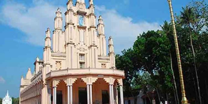 വൈദികനെ പോലീസ് സ്റ്റേഷനിലേക്കു വിളിച്ചുവരുത്തിയ നടപടി : സംസ്ഥാന ന്യൂനപക്ഷ കമ്മീഷന് കേസെടുത്തു വൈദികനെ പോലീസ് സ്റ്റേഷനിലേക്കു വിളിച്ചുവരുത്തിയ നടപടി : സംസ്ഥാന ന്യൂനപക്ഷ കമ്മീഷന് കേസെടുത്തു