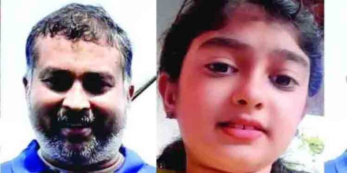 വൈഗ കൊലപാതകം : പിതാവ് സനു മോഹനെയും മാതാവിനെയും ഒരുമിച്ചിരുത്തി പോലീസ് ചോദ്യം ചെയ്യുന്നു വൈഗ കൊലപാതകം : പിതാവ് സനു മോഹനെയും മാതാവിനെയും ഒരുമിച്ചിരുത്തി പോലീസ് ചോദ്യം ചെയ്യുന്നു