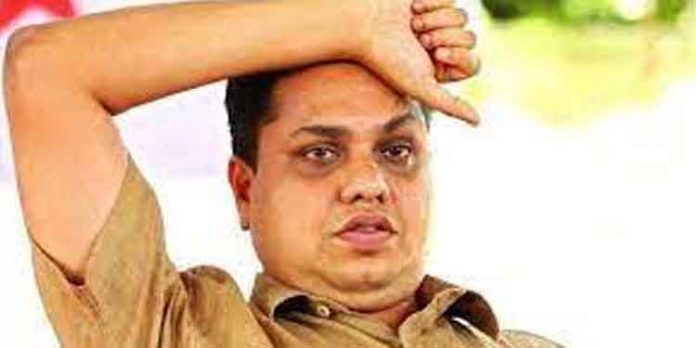 വീണ്ടും അഴിമതി : എ.എന് ഷംഷീറിന്റെ ഭാര്യയ്ക്ക് സ്ഥിരം തസ്തിക സൃഷ്ടിച്ച് നിയമനം നല്കാന് ഒരുങ്ങുന്നു വീണ്ടും അഴിമതി : എ.എന് ഷംഷീറിന്റെ ഭാര്യയ്ക്ക് സ്ഥിരം തസ്തിക സൃഷ്ടിച്ച് നിയമനം നല്കാന് ഒരുങ്ങുന്നു