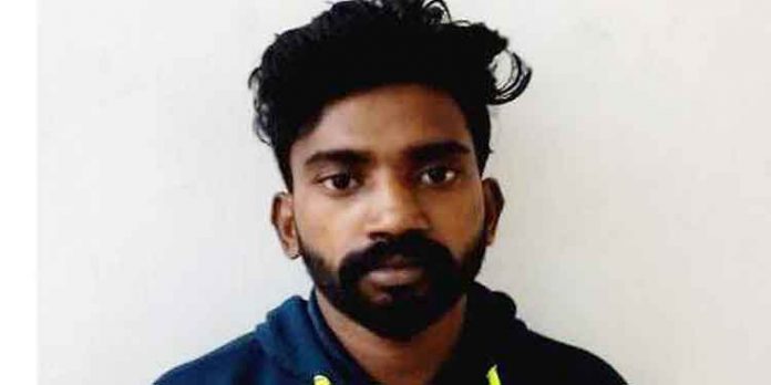 പ്രായപൂര്ത്തിയാകാത്ത പെണ്കുട്ടിയെ പീഡിപ്പിച്ച് ഗര്ഭിണിയാക്കി ; ബന്ധുവായ യുവാവ് അറസ്റ്റില് പ്രായപൂര്ത്തിയാകാത്ത പെണ്കുട്ടിയെ പീഡിപ്പിച്ച് ഗര്ഭിണിയാക്കി ; ബന്ധുവായ യുവാവ് അറസ്റ്റില്