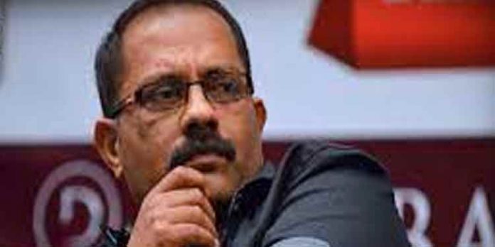 മുസ്ലീം ലീഗ് നേതാവും അഴീക്കോട് എംഎല്എയുമായ കെ എം ഷാജിയുടെ വീടുകളില് വിജിലന്സ് റെയ്ഡ് മുസ്ലീം ലീഗ് നേതാവും അഴീക്കോട് എംഎല്എയുമായ കെ എം ഷാജിയുടെ വീടുകളില് വിജിലന്സ് റെയ്ഡ്