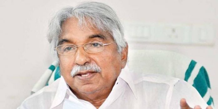 പുല്ലൂക്കര കൊലപാതകം : പോലീസ് കര്ശന നടപടി എടുക്കണമെന്ന് ഉമ്മന് ചാണ്ടി പുല്ലൂക്കര കൊലപാതകം : പോലീസ് കര്ശന നടപടി എടുക്കണമെന്ന് ഉമ്മന് ചാണ്ടി