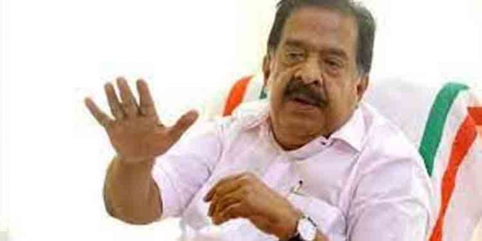 സര്ക്കാരിന്റ പ്രഹസനം ഹൈക്കോടതി പൊളിച്ചടുക്കി : ചെന്നിത്തല സര്ക്കാരിന്റ പ്രഹസനം ഹൈക്കോടതി പൊളിച്ചടുക്കി : ചെന്നിത്തല