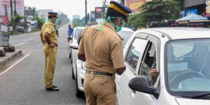 മാസ്കില്ലെങ്കിൽ 500 , കർഫ്യുവിൽ ഇറങ്ങിയാൽ 2000 ; കനത്ത പിഴയുമായി പോലീസ് മാസ്കില്ലെങ്കിൽ 500 , കർഫ്യുവിൽ ഇറങ്ങിയാൽ 2000 ; കനത്ത പിഴയുമായി പോലീസ്
