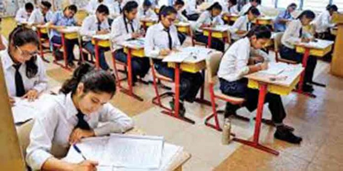 സിബിഎസ്ഇ 10,12 പരീക്ഷകള് ഓണ്ലൈന് ആയി നടത്താന് സാധ്യത സിബിഎസ്ഇ 10,12 പരീക്ഷകള് ഓണ്ലൈന് ആയി നടത്താന് സാധ്യത