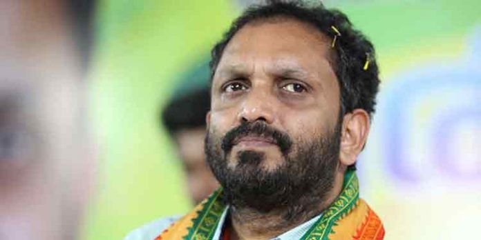 ജലീലിന് പിന്നാലെ മുഖ്യമന്ത്രിയും രാജിവെക്കണമെന്ന് കെ സുരേന്ദ്രൻ ജലീലിന് പിന്നാലെ മുഖ്യമന്ത്രിയും രാജിവെക്കണമെന്ന് കെ സുരേന്ദ്രൻ
