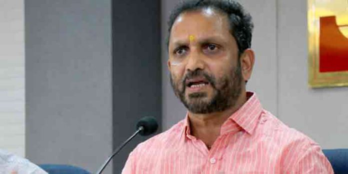 പോസ്റ്റൽ വോട്ടുകളിൽ കൃത്രിമം ; ഗുരുതര ആരോപണവുമായി സുരേന്ദ്രൻ പോസ്റ്റൽ വോട്ടുകളിൽ കൃത്രിമം ; ഗുരുതര ആരോപണവുമായി സുരേന്ദ്രൻ