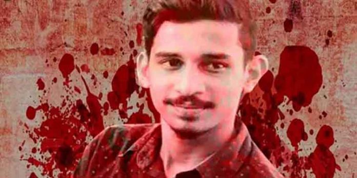 മന്സൂര് വധം ; സിപിഎം പ്രവര്ത്തകനായ പ്രശോഭ് പിടിയിൽ , വീട്ടില് നിന്ന് ആയുധങ്ങള് കണ്ടെടുത്തു മന്സൂര് വധം ; സിപിഎം പ്രവര്ത്തകനായ പ്രശോഭ് പിടിയിൽ , വീട്ടില് നിന്ന് ആയുധങ്ങള് കണ്ടെടുത്തു