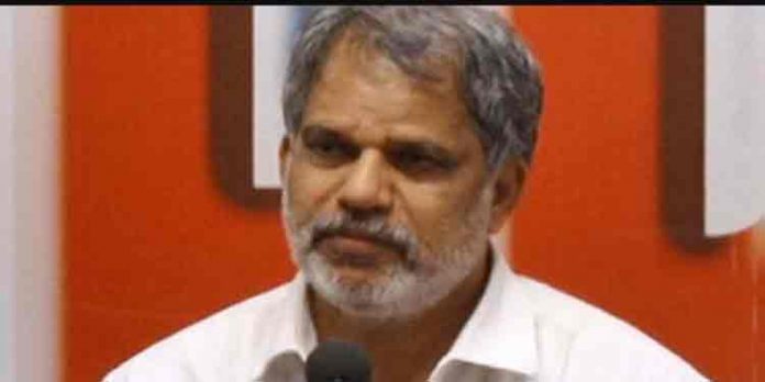 എന്എസ്എസിനെയും സുകുമാരന് നായരെയും കടന്നാക്രമിച്ച് സിപിഎം ആക്ടിങ് സെക്രട്ടറി എ വിജയരാഘവന് എന്എസ്എസിനെയും സുകുമാരന് നായരെയും കടന്നാക്രമിച്ച് സിപിഎം ആക്ടിങ് സെക്രട്ടറി എ വിജയരാഘവന്