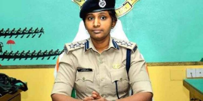 ശനി, ഞായര് ദിവസങ്ങളില് കര്ശന നിയന്ത്രണം ; ജില്ലാ പോലീസ് മേധാവി ആര്.നിശാന്തിനി ശനി, ഞായര് ദിവസങ്ങളില് കര്ശന നിയന്ത്രണം ; ജില്ലാ പോലീസ് മേധാവി ആര്.നിശാന്തിനി