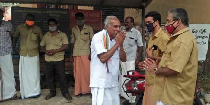 പ്രളയഭൂമിയിൽ അവഗണനകൾ എണ്ണിപ്പറഞ്ഞ് അഡ്വ.കെ.ശിവദാസൻ നായർ പ്രളയഭൂമിയിൽ അവഗണനകൾ എണ്ണിപ്പറഞ്ഞ് അഡ്വ.കെ.ശിവദാസൻ നായർ