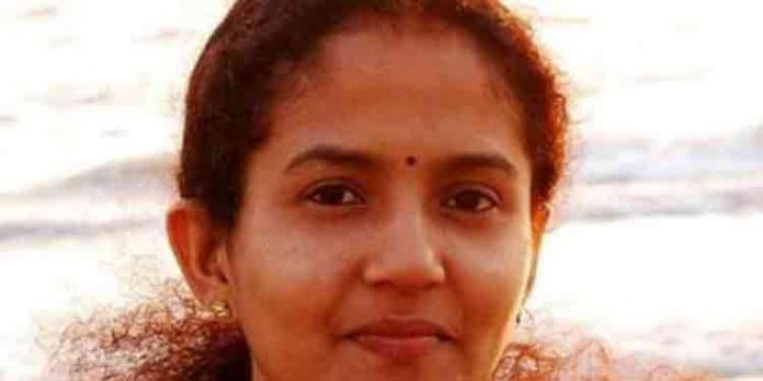 കാനറ ബാങ്ക് മാനേജർ ബാങ്കിനുള്ളില് തൂങ്ങി മരിച്ചു ; തൃശൂര് സ്വദേശി കെ.എസ് സ്വപ്നയാണ് മരിച്ചത് കാനറ ബാങ്ക് മാനേജർ ബാങ്കിനുള്ളില് തൂങ്ങി മരിച്ചു ; തൃശൂര് സ്വദേശി കെ.എസ് സ്വപ്നയാണ് മരിച്ചത്