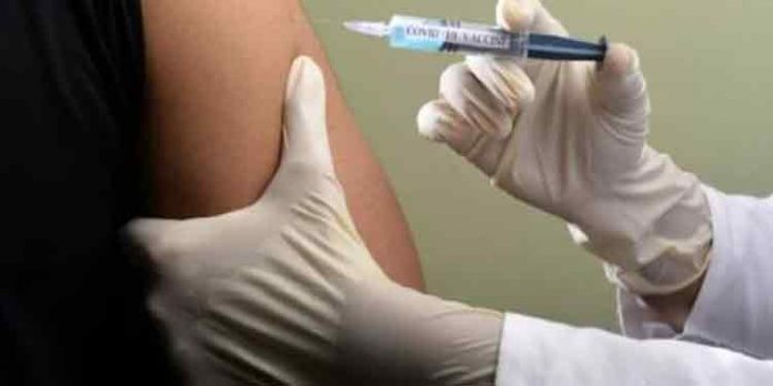 കൊവിഡ് മരണങ്ങള് കൂടുന്നു ; വാക്സിൻ എടുത്തതിനുശേഷം മരിച്ചവരുടെ വിശദാംശങ്ങൾ പുറത്തു വിടണമെന്നാവശ്യം കൊവിഡ് മരണങ്ങള് കൂടുന്നു ; വാക്സിൻ എടുത്തതിനുശേഷം മരിച്ചവരുടെ വിശദാംശങ്ങൾ പുറത്തു വിടണമെന്നാവശ്യം