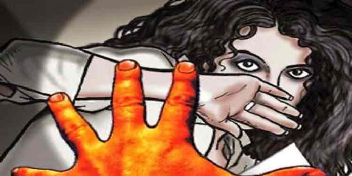 ഇന്ത്യന് ഇന്സ്റ്റിറ്റ്യൂട്ട് ഓഫ് മാനേജ്മെന്റില് വിദ്യാര്ഥിനി പീഡനത്തിനിരയായതായി പരാതി ഇന്ത്യന് ഇന്സ്റ്റിറ്റ്യൂട്ട് ഓഫ് മാനേജ്മെന്റില് വിദ്യാര്ഥിനി പീഡനത്തിനിരയായതായി പരാതി