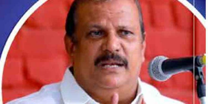 കേരളം ആര് ഭരിക്കുമെന്ന് താനും ബി.ജെ.പിയും ചേര്ന്ന് തീരുമാനിക്കും : പി.സി ജോര്ജ് കേരളം ആര് ഭരിക്കുമെന്ന് താനും ബി.ജെ.പിയും ചേര്ന്ന് തീരുമാനിക്കും : പി.സി ജോര്ജ്