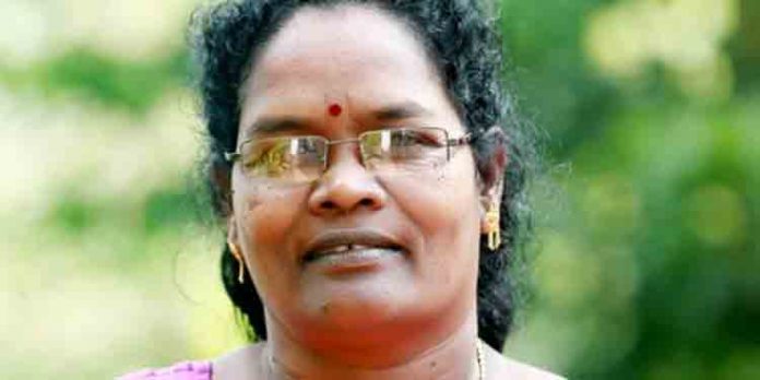 സി.കെ ജാനുവിനെ ജനാധിപത്യ രാഷ്ട്രീയ സഭയില് നിന്ന് സസ്പെന്റ് ചെയ്തു സി.കെ ജാനുവിനെ ജനാധിപത്യ രാഷ്ട്രീയ സഭയില് നിന്ന് സസ്പെന്റ് ചെയ്തു