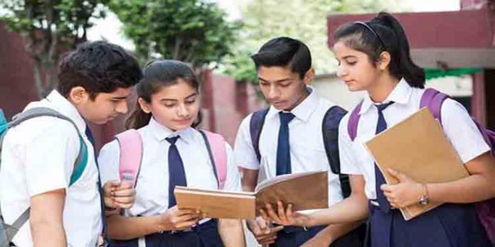 സി.ബി.എസ്.ഇ പന്ത്രണ്ടാം ക്ലാസ് പരീക്ഷ നടത്തുന്നത് സംബന്ധിച്ച അന്തിമ തീരുമാനം ഉടന് സി.ബി.എസ്.ഇ പന്ത്രണ്ടാം ക്ലാസ് പരീക്ഷ നടത്തുന്നത് സംബന്ധിച്ച അന്തിമ തീരുമാനം ഉടന്