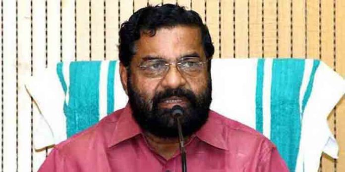 ശബരിമല വിഷയത്തില് മാപ്പ് പറഞ്ഞിട്ടില്ലെന്ന് കടകംപള്ളി നിയമസഭയില് ശബരിമല വിഷയത്തില് മാപ്പ് പറഞ്ഞിട്ടില്ലെന്ന് കടകംപള്ളി നിയമസഭയില്