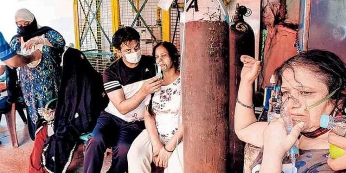 വീണ്ടും ഓക്സിജൻ കിട്ടാതെ ദുരന്തം ; തമിഴ്നാട്ടിൽ 11 പേര് മരിച്ചു വീണ്ടും ഓക്സിജൻ കിട്ടാതെ ദുരന്തം ; തമിഴ്നാട്ടിൽ 11 പേര് മരിച്ചു