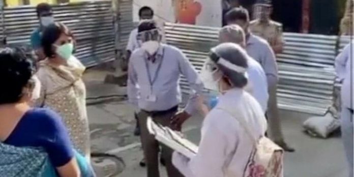 കര്ണാടകയിൽ കൂടുതല് കൊവിഡ് മരണം യുവാക്കള്ക്കിടയില് കര്ണാടകയിൽ കൂടുതല് കൊവിഡ് മരണം യുവാക്കള്ക്കിടയില്