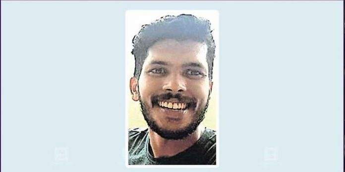 രാത്രിയിൽ റോഡിൽ അബോധാവസ്ഥയിൽ കണ്ട യുവാവ് മരിച്ചു ; ദുരൂഹതയെന്നു പോലീസ് രാത്രിയിൽ റോഡിൽ അബോധാവസ്ഥയിൽ കണ്ട യുവാവ് മരിച്ചു ; ദുരൂഹതയെന്നു പോലീസ്